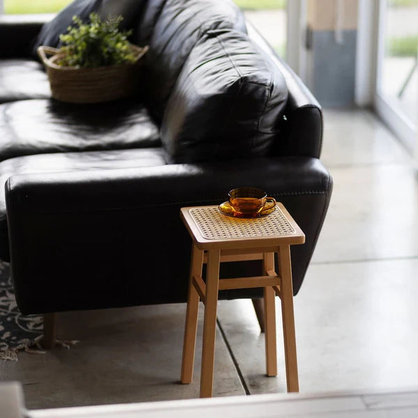 Amu Stool